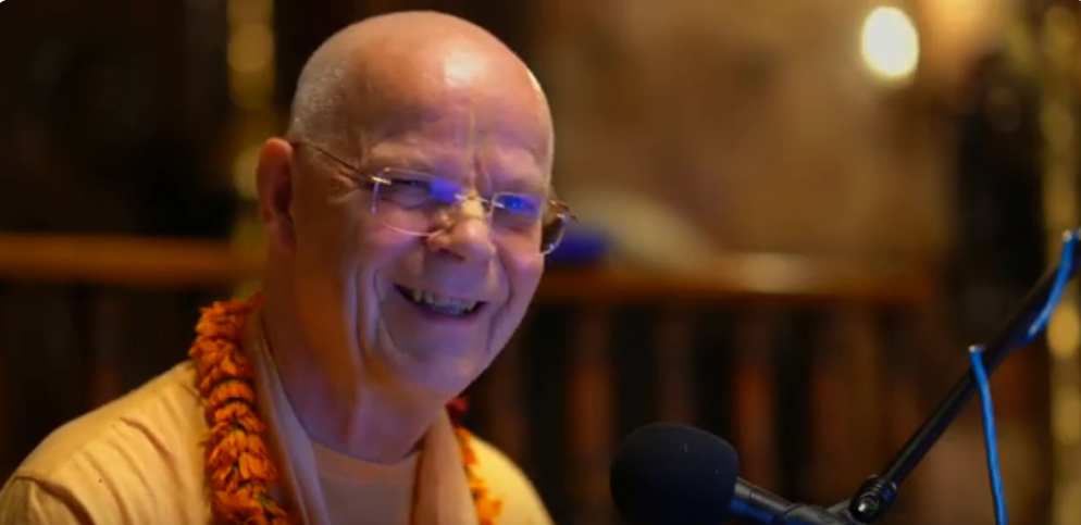Ein poetischer Blick nach innen – HH Bhakti Gauravani Maharaj zu Besuch in Simhachalam